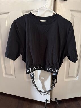 Dylan lex Black Cropped Tee with Chain Strap Detail